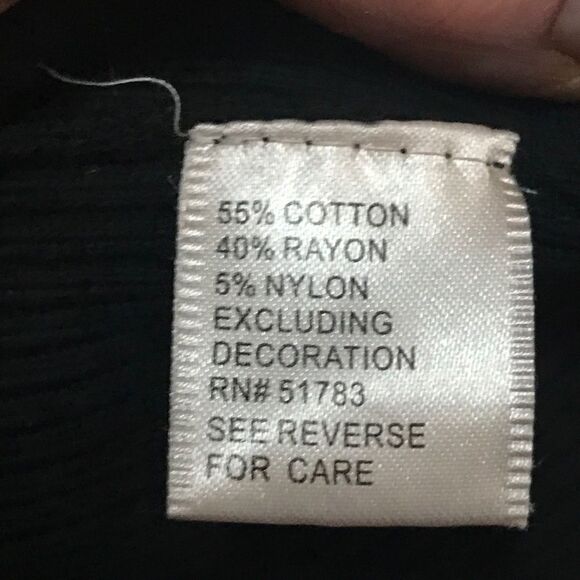 Studio Y size medium black knit pull over silver - Picture 9 of 15